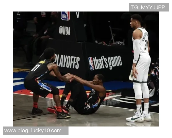 19赛季勇士与篮网巅峰对决回顾赛场精彩瞬间与球星表现分析