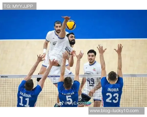 伊朗男排与加拿大男排激战正酣谁能在国际赛场上笑到最后